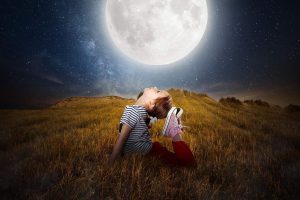 Reach for the stars | life lessons | children teach us everyday | lessons from childhood | Guest Post- Life Lessons I Learned From My Toddler Daughter by Deeksha Tripathi | This Indulgent Life
