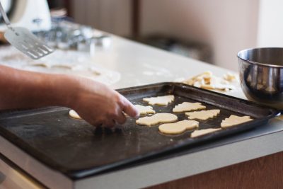 Making Christmas cookies traditions
